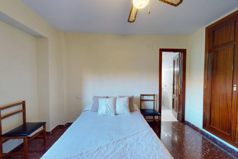 Lägenhet till salu i Valencia, Spanien 4 sovrum, 98 kvm. Nr. 146705 - foto 30