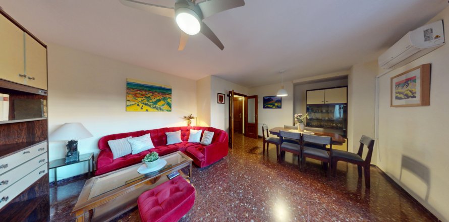 Apartment à Valencia, Espagne 4 chambres, 98 m2 No. 146705