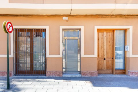 Apartment for sale in Valencia, Spain 2 bedrooms, 48 sq.m. No. 146704 - photo 20