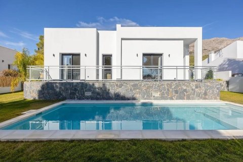 Villa à vendre Altea, Alicante, Espagne, 4 chambres, 226 m2 No. 138737 - photo 2