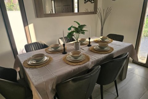 Villa till salu i Ciudad Quesada, Alicante, Spanien 5 sovrum, 155 kvm. Nr. 146423 - foto 7