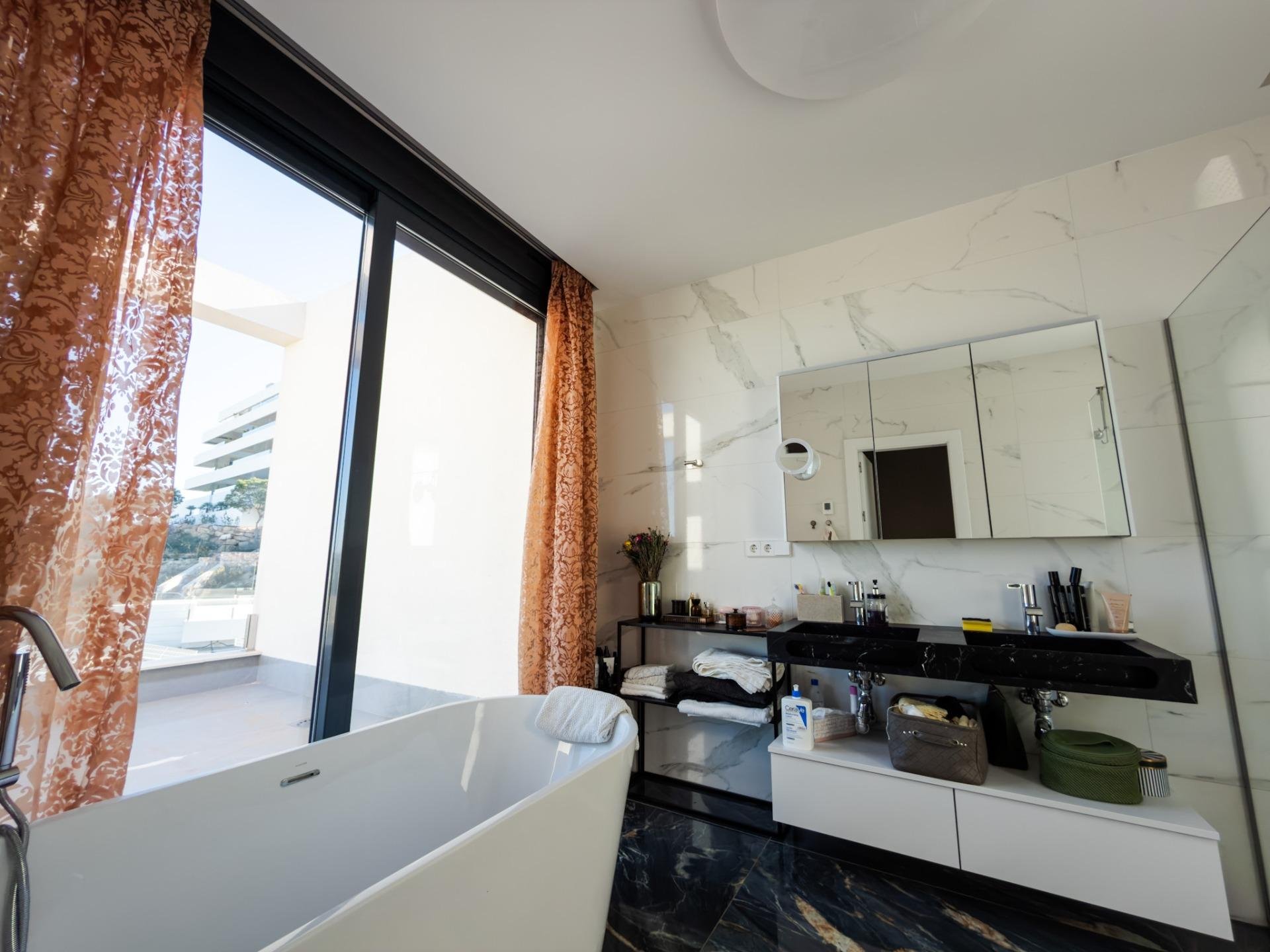 Huvila Pinar De Campoverde, Alicante, Espanja 6 makuuhuonetta, 429 m2 No. 146426