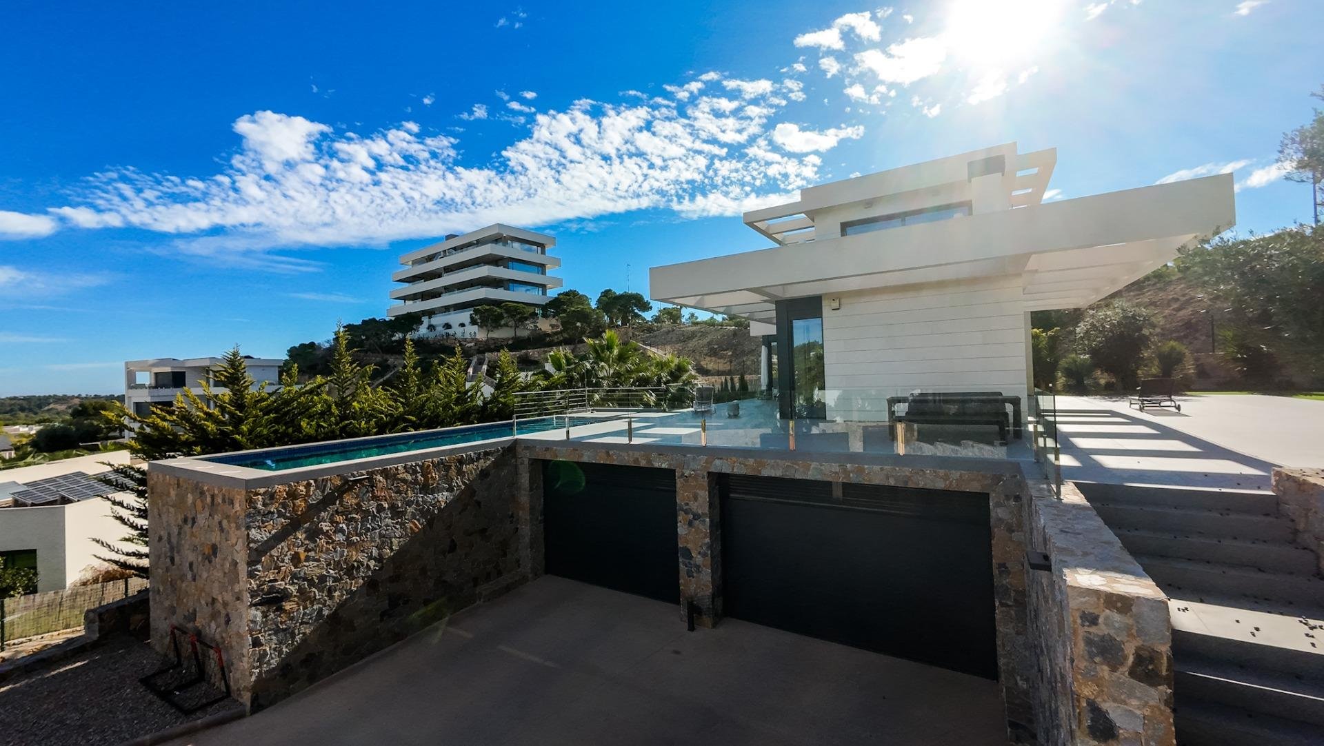 Huvila Pinar De Campoverde, Alicante, Espanja 6 makuuhuonetta, 429 m2 No. 146426