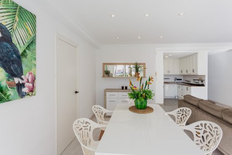 Apartment à vendre à Torrevieja, Alicante, Espagne, 2 chambres, 76 m2 No. 146421 - photo 8