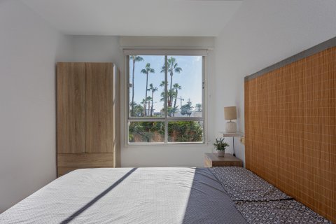 Apartment à vendre à Torrevieja, Alicante, Espagne, 2 chambres, 76 m2 No. 146421 - photo 12