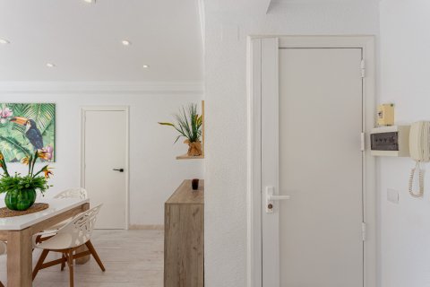 Apartment à vendre à Torrevieja, Alicante, Espagne, 2 chambres, 76 m2 No. 146421 - photo 4