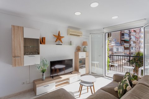 Apartment à vendre à Torrevieja, Alicante, Espagne, 2 chambres, 76 m2 No. 146421 - photo 7