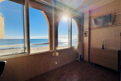 Продажа квартиры в Ла Мата, Аликанте, Испания 2 спальни, 65м2 №146422 - фото 2