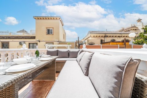 Kamienica w La Florida, Alicante, Hiszpania 4 sypialnie, 124 mkw. nr 146424 – zdjęcie 19