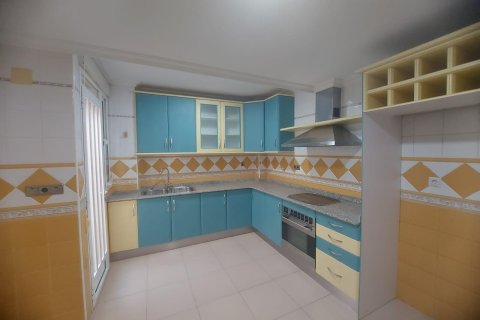 Commercial property for sale in Orihuela, Alicante, Spain 3 bedrooms, 132 sq.m. No. 168768 - photo 18