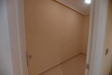 Commercial property for sale in Orihuela, Alicante, Spain 3 bedrooms, 132 sq.m. No. 168768 - photo 24