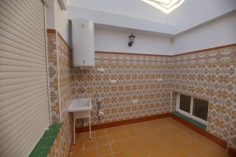 Commercial property for sale in Orihuela, Alicante, Spain 3 bedrooms, 132 sq.m. No. 168768 - photo 10