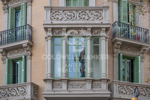 Huoneisto myytävänä Barcelona, Espanja, 3 makuuhuonetta, 178 m2 No. 157099 - kuva 3