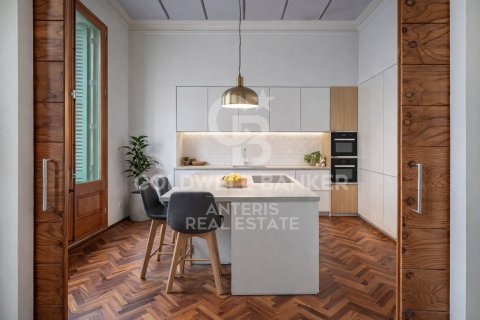 Huoneisto myytävänä Barcelona, Espanja, 3 makuuhuonetta, 178 m2 No. 157099 - kuva 4