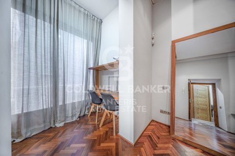 Huoneisto myytävänä Barcelona, Espanja, 3 makuuhuonetta, 178 m2 No. 157099 - kuva 28