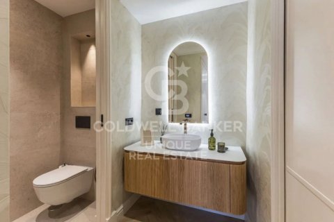 Kattohuoneisto myytävänä Madrid, Espanja, 2 makuuhuonetta, 130 m2 No. 157100 - kuva 13