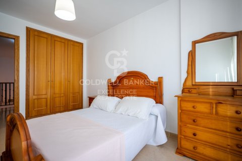 Сasa en venta en Castellón de la Plana, Castellón, España 5 dormitorios, 198 m2 No. 157103 - foto 16