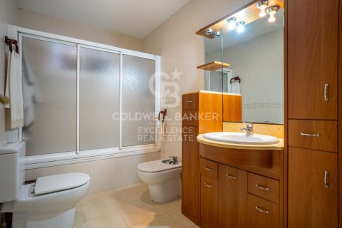 Сasa en venta en Castellón de la Plana, Castellón, España 5 dormitorios, 198 m2 No. 157103 - foto 20