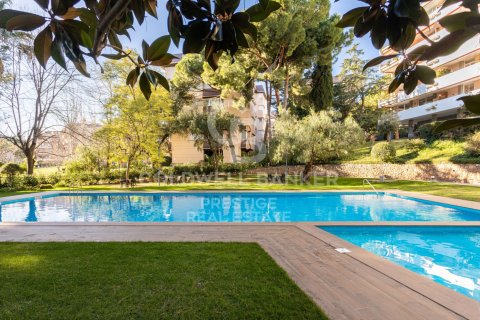 Apartment à vendre à Barcelona, Espagne, 6 chambres, 228 m2 No. 157104 - photo 8