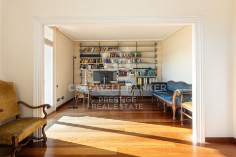 Apartment à vendre à Barcelona, Espagne, 6 chambres, 228 m2 No. 157104 - photo 3