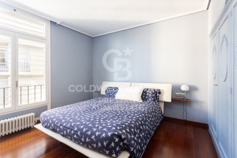 Apartment à vendre à Barcelona, Espagne, 6 chambres, 228 m2 No. 157104 - photo 21