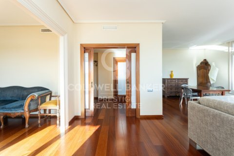 Apartment à vendre à Barcelona, Espagne, 6 chambres, 228 m2 No. 157104 - photo 12