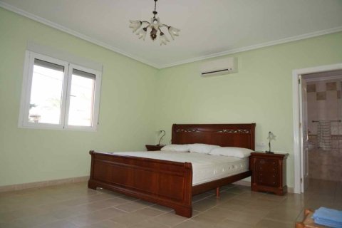 Villa à vendre à Cabo Roig, Alicante, Espagne, 7 chambres, 295 m2 No. 145487 - photo 13