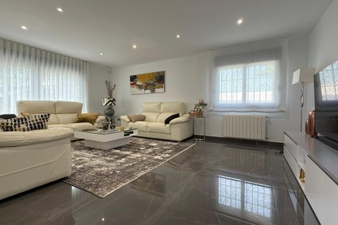 Villa for sale San Juan, Alicante, Spain 5 bedrooms, 360 sq.m. No. 133031 - photo 23