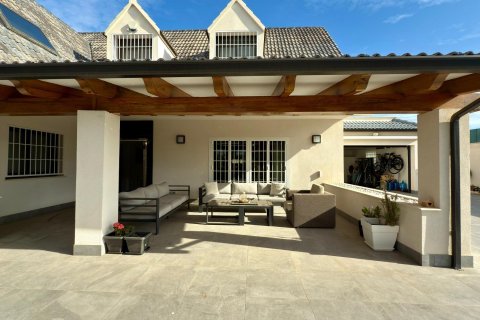 Villa for sale San Juan, Alicante, Spain 5 bedrooms, 360 sq.m. No. 133031 - photo 17