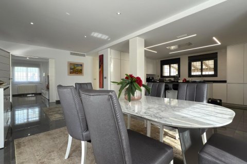 Villa for sale San Juan, Alicante, Spain 5 bedrooms, 360 sq.m. No. 133031 - photo 29