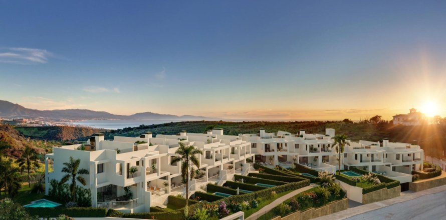 Townhouse in Manilva, Malaga, Spain 3 bedrooms, 126 sq.m. No. 169106