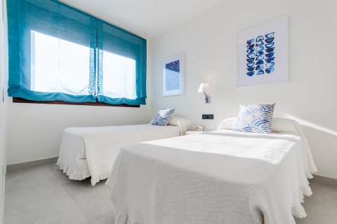 Bungalo pārdošanā Torrevieja, Alicante, Spānijā 2 istabas, 63 m2 Nr. 154711 - attēls 14