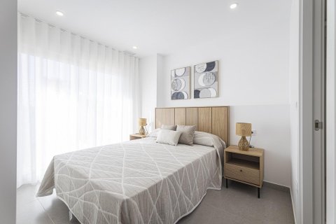 Apartamento en venta La Manga del Mar Menor, Murcia, España 3 dormitorios, 102 m2 No. 137119 - foto 13