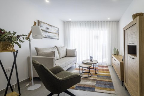 Apartamento en venta La Manga del Mar Menor, Murcia, España 2 dormitorios, 91 m2 No. 137118 - foto 12