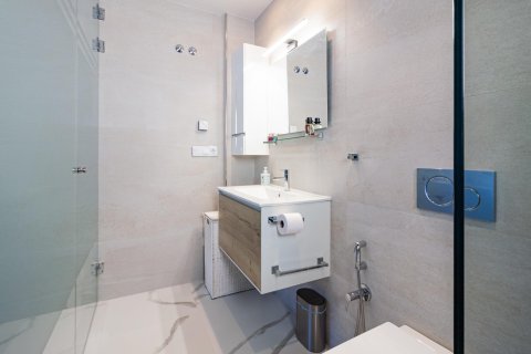 Huoneisto myytävänä San Miguel de Salinas, Alicante, Espanja, 2 makuuhuonetta, 101 m2 No. 189011 - kuva 16