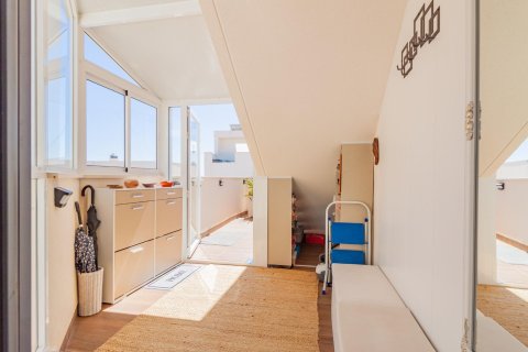 Huoneisto myytävänä San Miguel de Salinas, Alicante, Espanja, 2 makuuhuonetta, 101 m2 No. 189011 - kuva 4