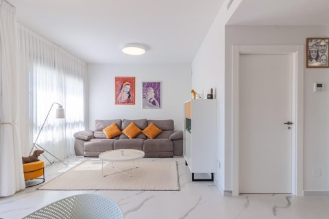 Huoneisto myytävänä San Miguel de Salinas, Alicante, Espanja, 2 makuuhuonetta, 101 m2 No. 189011 - kuva 9
