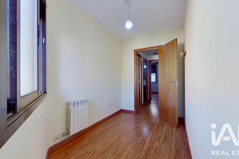 Продажа квартиры в Эль-Вендрель, Таррагона, Испания 3 спальни, 74м2 №187895 - фото 15