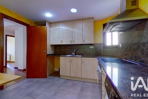 Продажа квартиры в Эль-Вендрель, Таррагона, Испания 3 спальни, 74м2 №187895 - фото 12