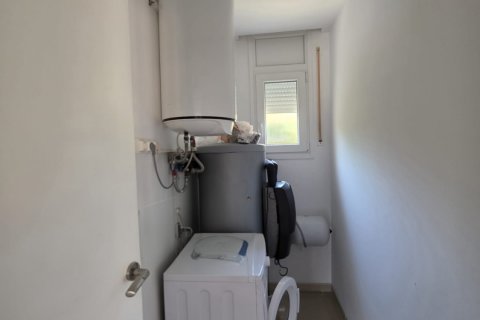 Продажа дома в Л'Аметлья-де-Мар, Таррагона, Испания 4 спальни, 142м2 №187900 - фото 28