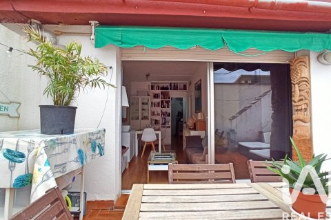Penthouse à vendre à Barcelona, Espagne, 1 chambre, 55 m2 No. 188164 - photo 3