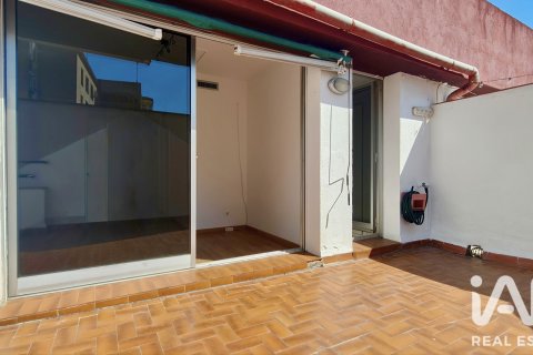 Penthouse à vendre à Barcelona, Espagne, 1 chambre, 55 m2 No. 188164 - photo 19