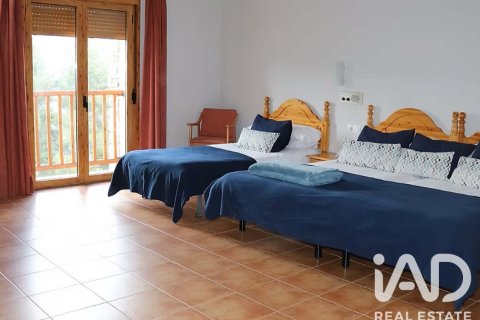 Продажа коммерческой недвижимости в Альп, Герона, Испания 2731м2 №188167 - фото 21