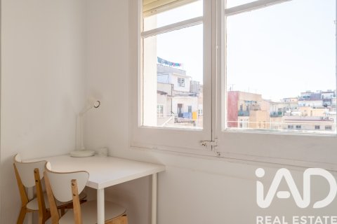 Apartment à vendre à Barcelona, Espagne, 3 chambres, 65 m2 No. 188165 - photo 16