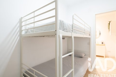 Apartment à vendre à Barcelona, Espagne, 3 chambres, 65 m2 No. 188165 - photo 4