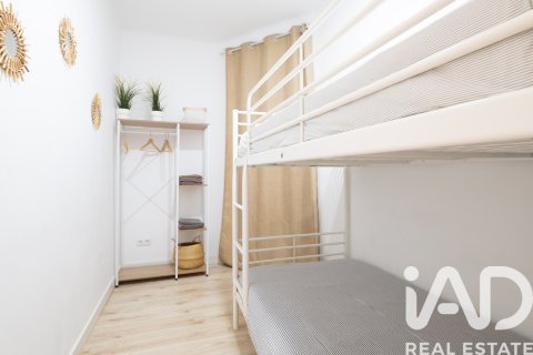 Apartment à vendre à Barcelona, Espagne, 3 chambres, 65 m2 No. 188165 - photo 3