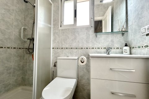 Villa till salu i Villamartin, Alicante, Spanien 5 sovrum, 145 kvm. Nr. 196163 - foto 16