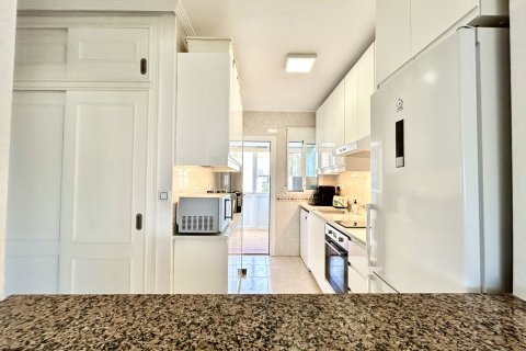 Villa till salu i Villamartin, Alicante, Spanien 5 sovrum, 145 kvm. Nr. 196163 - foto 9
