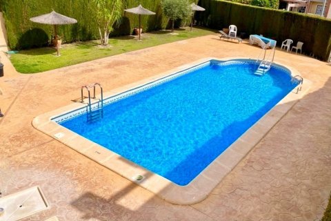 Villa till salu i Villamartin, Alicante, Spanien 5 sovrum, 145 kvm. Nr. 196163 - foto 3