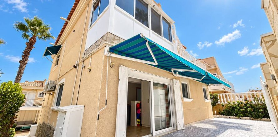 Villa i Villamartin, Alicante, Spanien 5 sovrum, 145 kvm. Nr. 196163